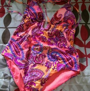 Old navy bathing suit, xl
