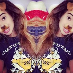 Meet your Posher, Alyssa