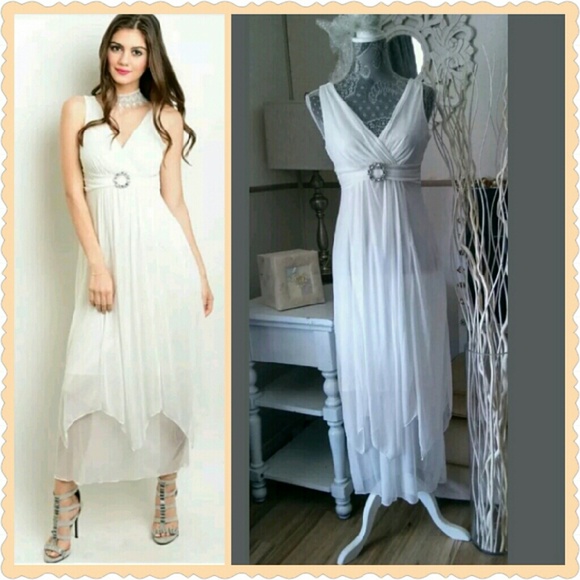 Sophisticated IVORY BRIDAL DRESS 6 8 10 12 Petite