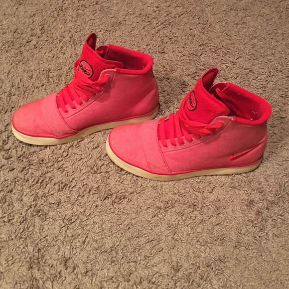 High top Nike 6.0