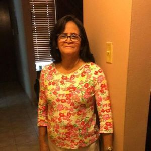 Meet your Posher, Damaris