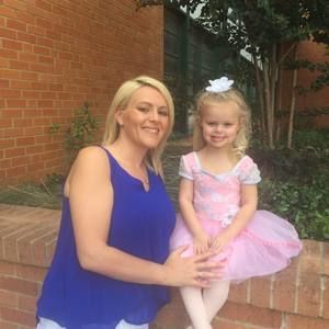 Meet your Posher, Lacy