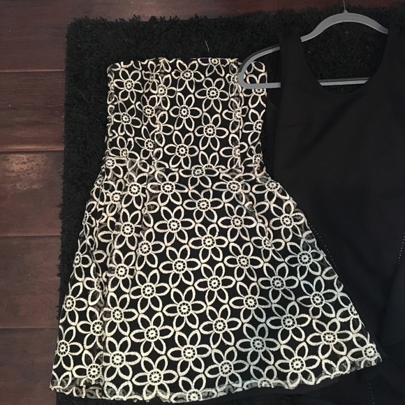 Dresses !!! - Picture 2 of 4