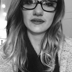 Meet your Posher, Naomi