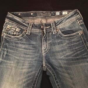 Miss me jeans size 27!