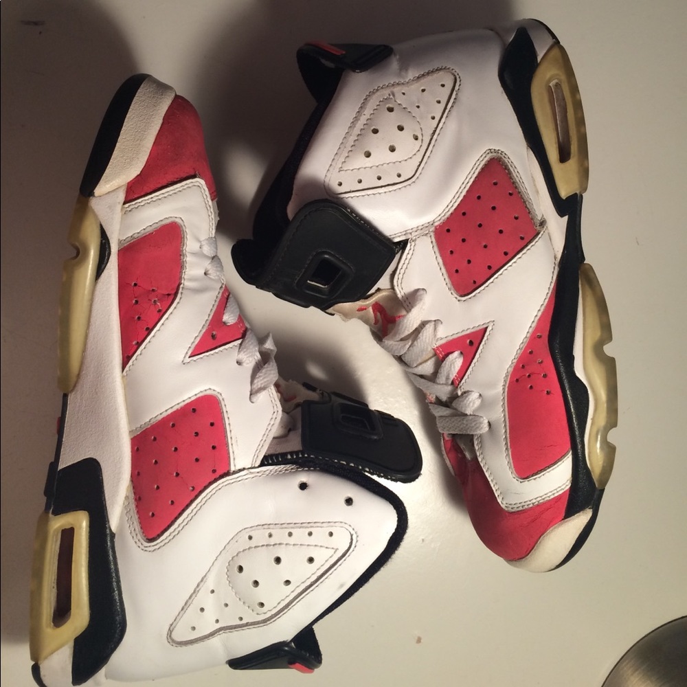 Jordan 6S Corals