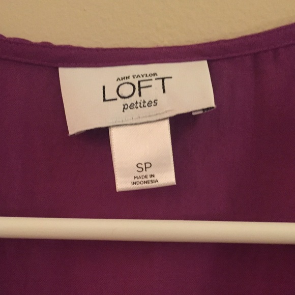 DONATED Ann Taylor LOFT plum blouse with bow - Picture 3 of 4