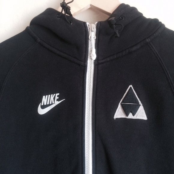 RARE Nike Zip Up Hoodie - Picture 2 of 4