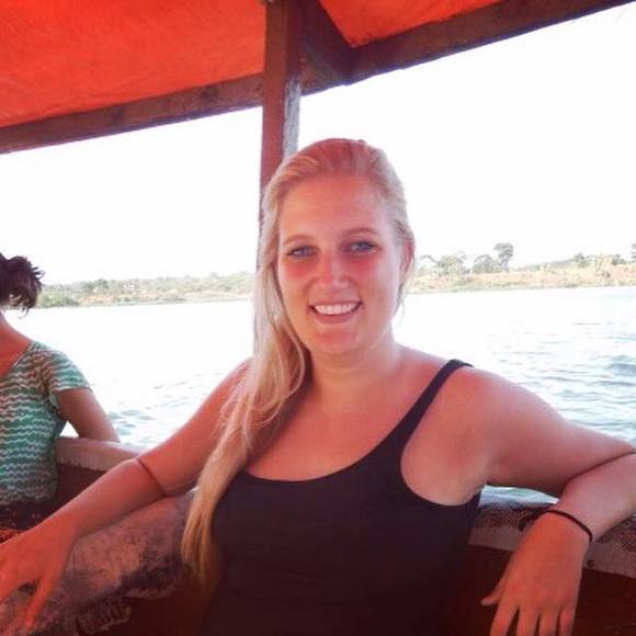 Meet your Posher, Laura