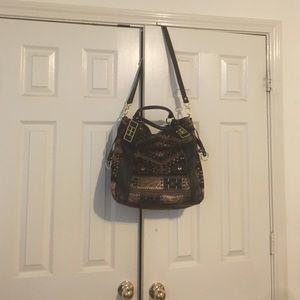 Shoulder strap/handles bag