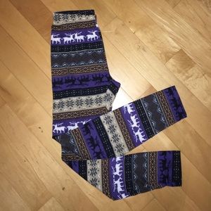 Tonal Reindeer/Christmas a Pattern Leggings