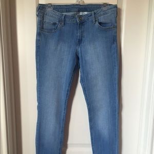 H&M denim super skinny jeans light wash sz 31/32