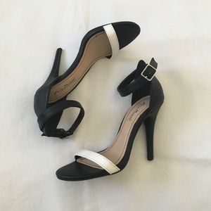 Anne Michelle heels