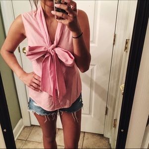 Elizabeth McKay Seersucker Sleeveless Button Down