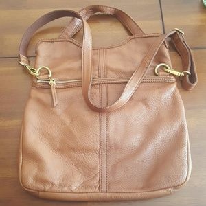 Erin fold-over top and detachable strap tote