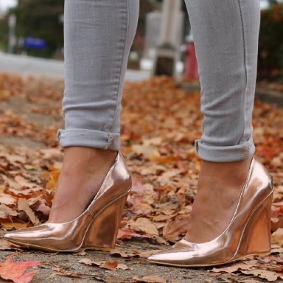 Rose Gold Pointed Wedge Pumps