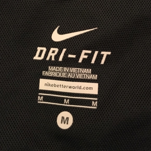 Nike skirt - Picture 3 of 3