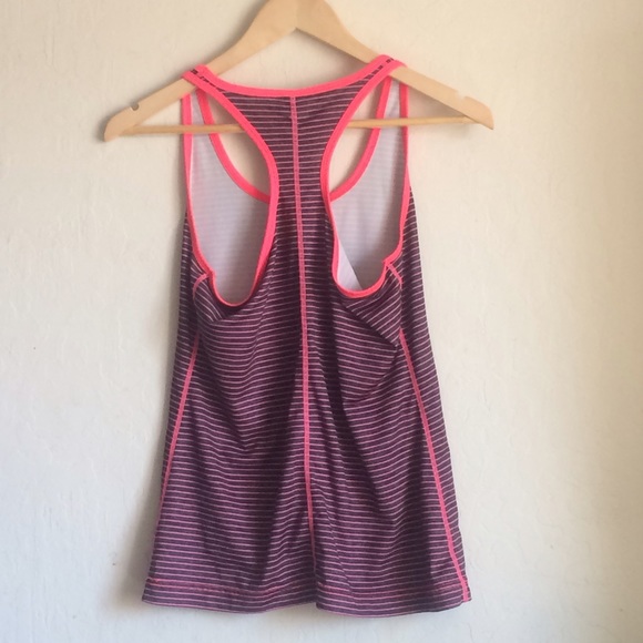 🔴3/$10 Gap Active Workout Racerback Tank Top - Picture 3 of 4