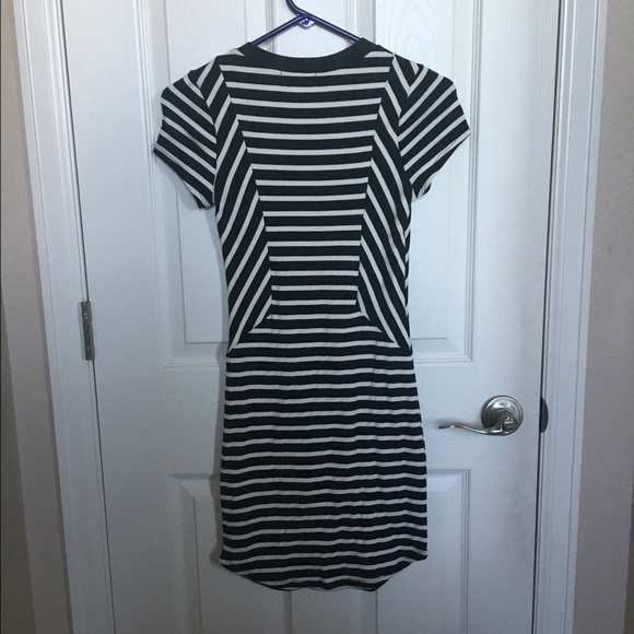 Black and white dress - Picture 2 of 3