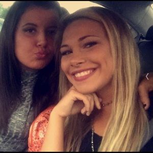 Meet your Posher, Charity