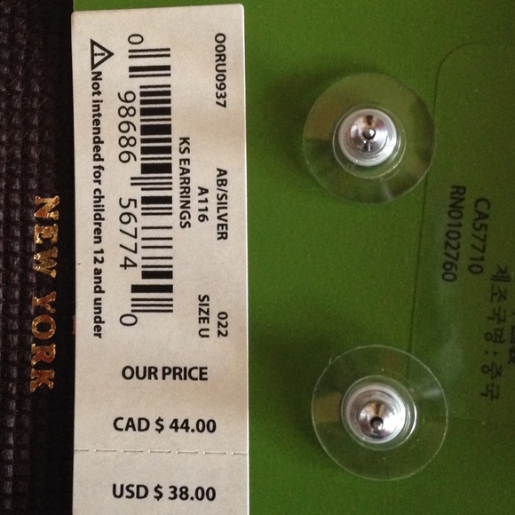 Kate Spade lg clear gumdrop earrings NWT - Picture 2 of 3