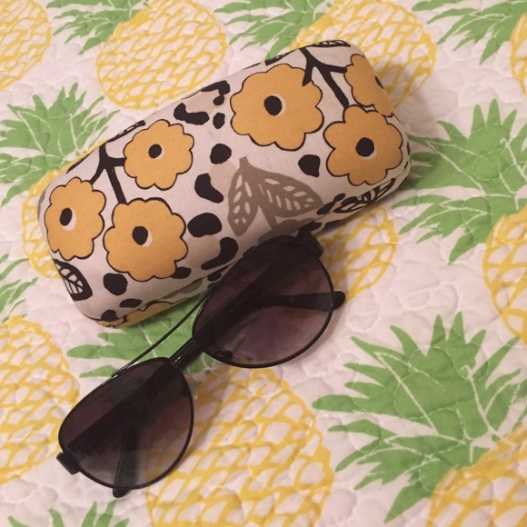 Vera Bradley sunglasses