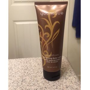 Younique Beachfront Self-Tanning Body Lotion
