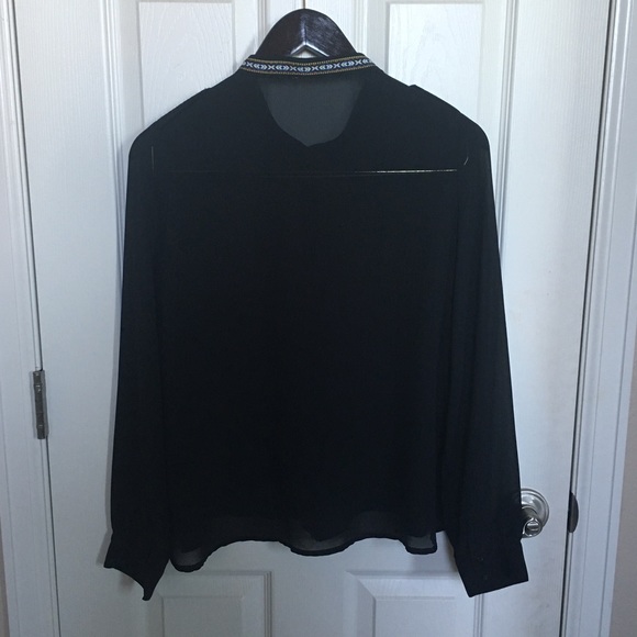 Black long sleeve formal shirt - Picture 3 of 3
