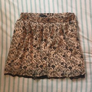 Floral, lace-trimmed skirt (never worn)