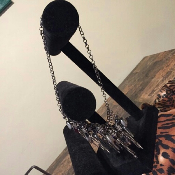 Necklace - Picture 1 of 1