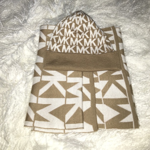 Michael Kors beanie + scarf