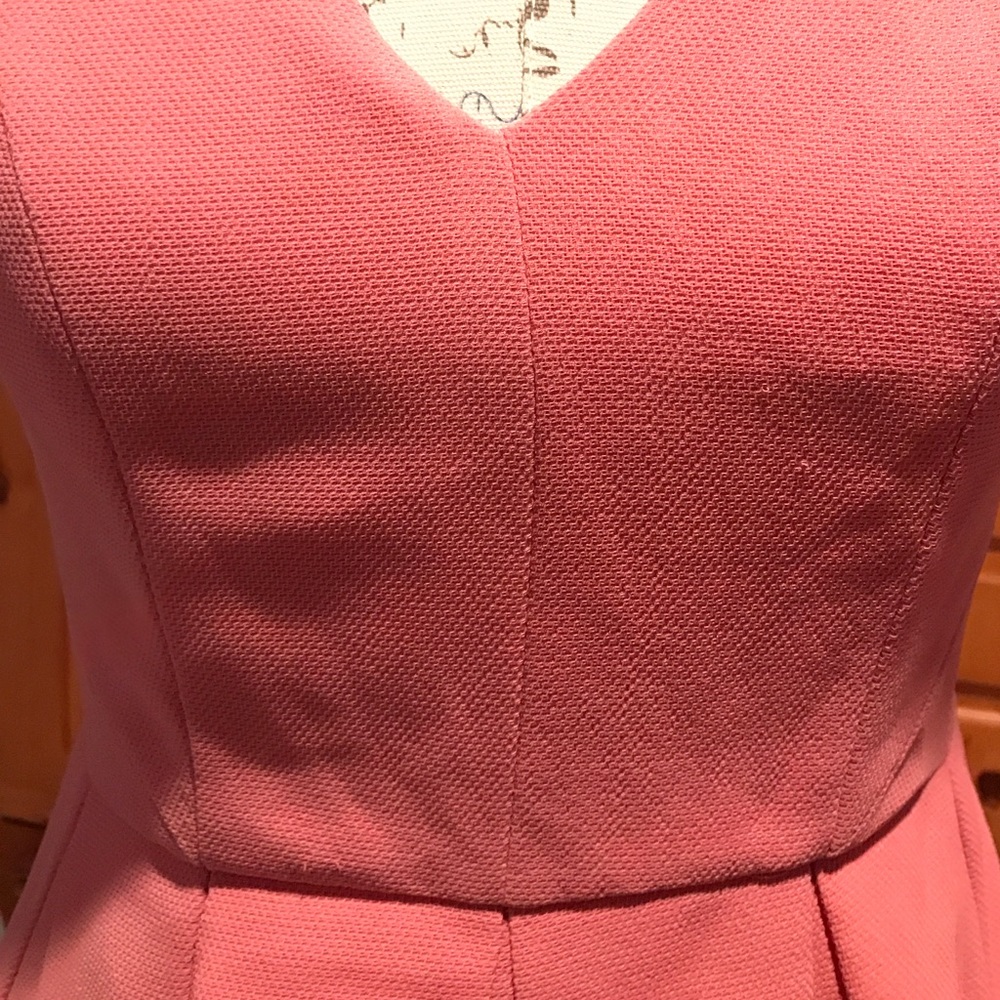 Minuet full skirt pink dress - Picture 4 of 5