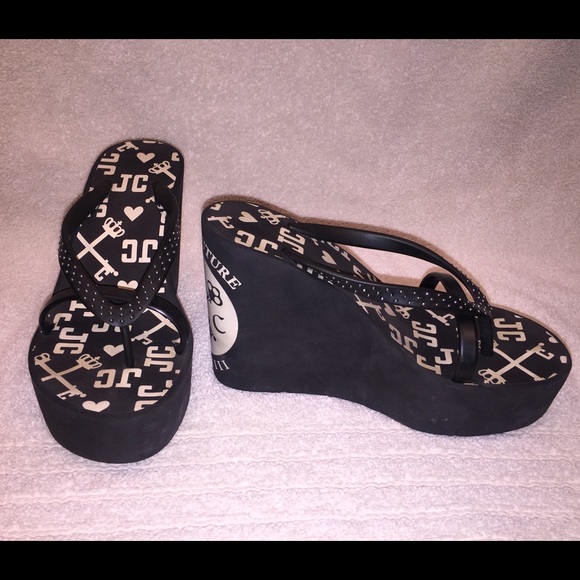 Juicy flip flop wedge size 6