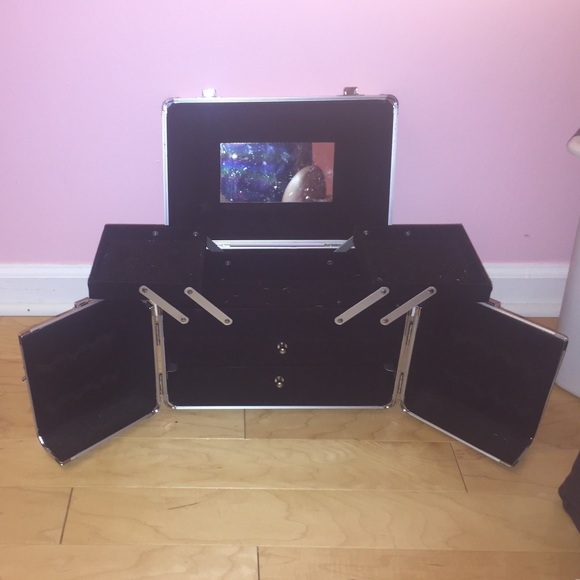 Jewelry storage - Picture 3 of 4