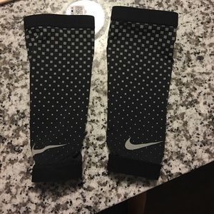 Nike Calf Running Sleeves