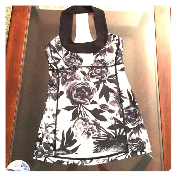 Lululemon Scoop Neck Tank Top Brisk Bloom Size 4