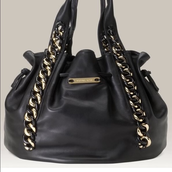 Michael Kors Handbags - Michael Kors id chain tote