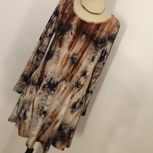 ENTRO TYE DYE DRESS