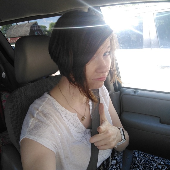 Meet your Posher, Linnea - Picture 2 of 2