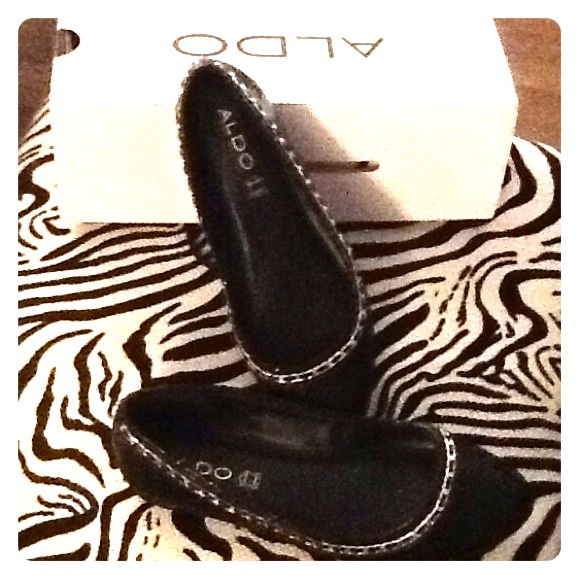 Aldo Black Ballet Flat with Gold chain trim