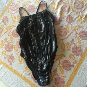 Jolyn fixed strap "GT" onesie