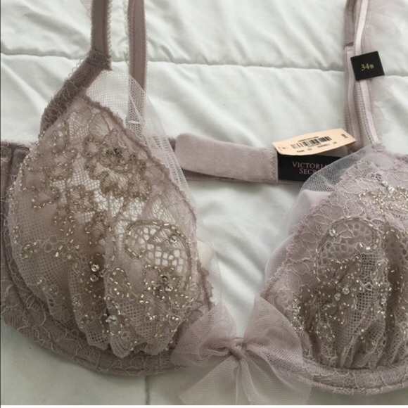 👑VS RARE FASHION SHOW LACE/ tulle BRA👑 brallete - Picture 2 of 3