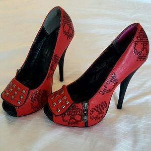 Red Pumps with Sequin Skulls by JustFab