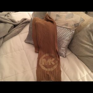 Tan scarf