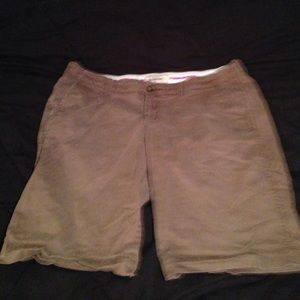 Old Navy Bermuda shorts