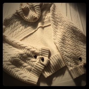 Moda VS cream sweater