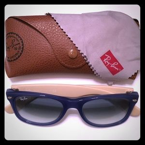 Ray-Ban Wayferer 2-color: periwinkle and cream