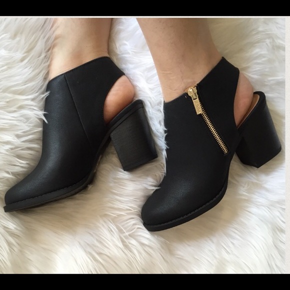 ‼️STILL AVAILABLE IN NEW LISTING‼️•Ankle Booties• - Picture 4 of 4