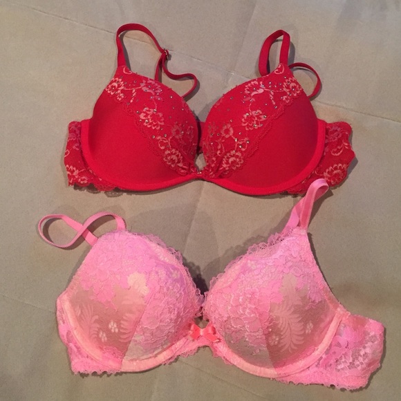 SOLD....VS 34b bras. Pink & red.