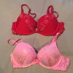 SOLD....VS 34b bras. Pink & red.